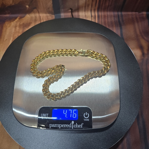 Chunky Chain Necklace - Luxurious - 18" - 18k Gold Plated Over Stainless Steel - Picture 3 of 4